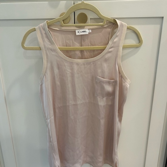 R Label Cream Front Pocket Satin Tank Size XS Excellent condition! - Picture 1 of 4